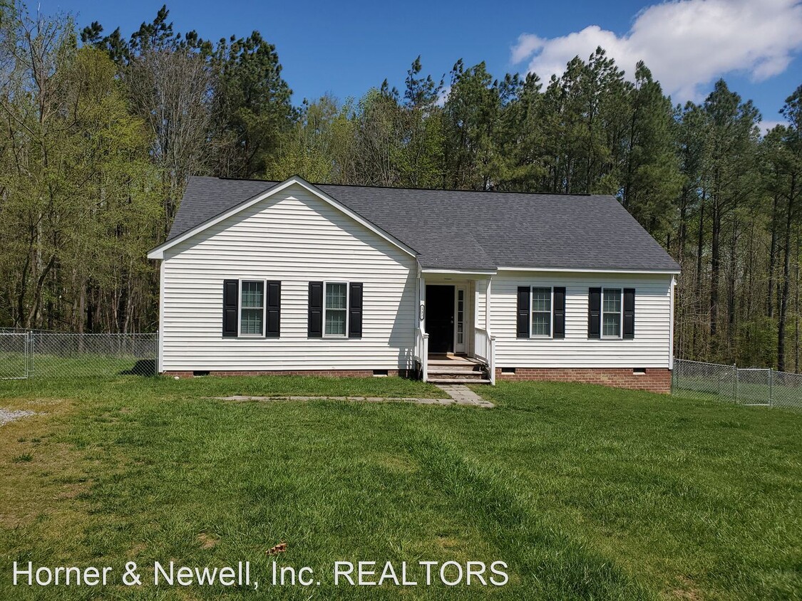 Primary Photo - 3 br, 2 bath House - 137 Gene Road