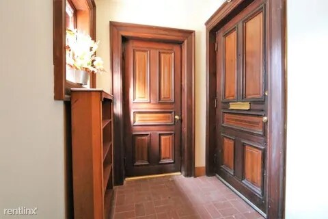 Building Photo - 1537 W Adams St