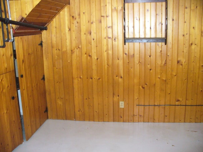 Building Photo - 11293 Edgemere Ter