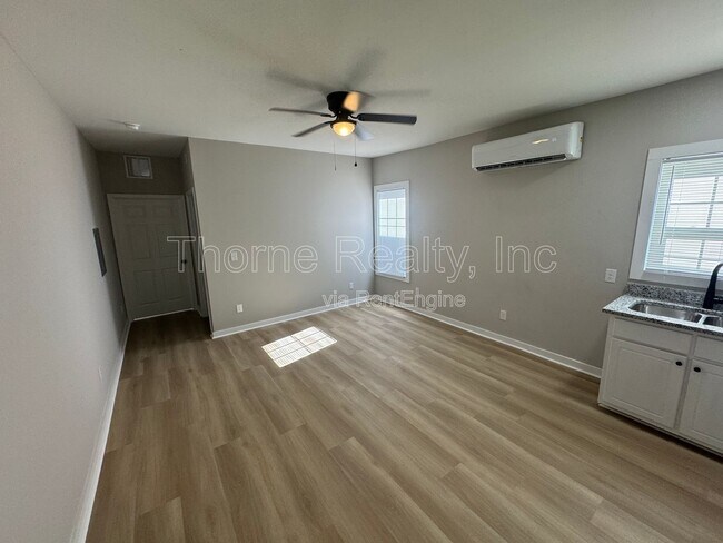 Foto del edificio - 817 Belleview Ave