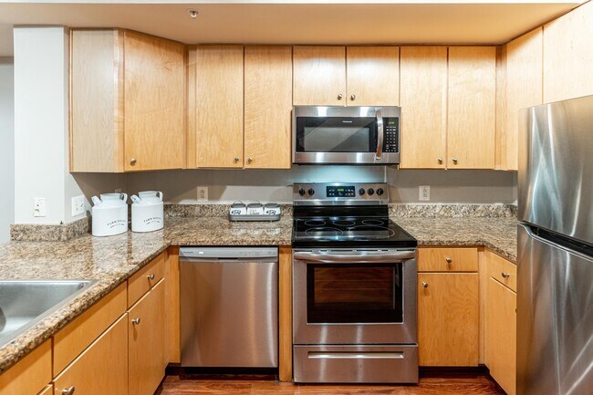Foto del edificio - 616 E St NW