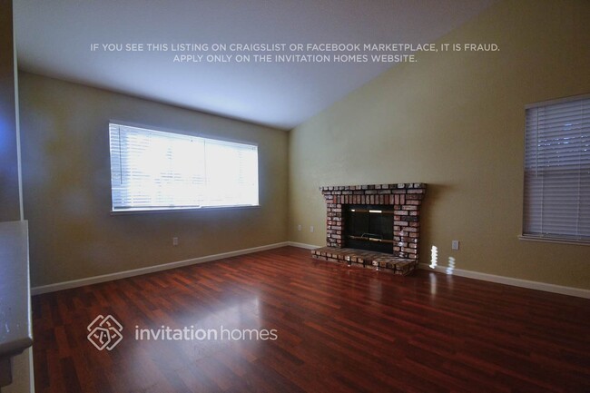 Foto del edificio - 303 Hampshire Ct