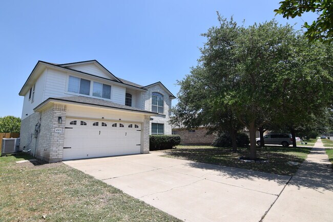 Building Photo - 4503 Golden Gate Dr