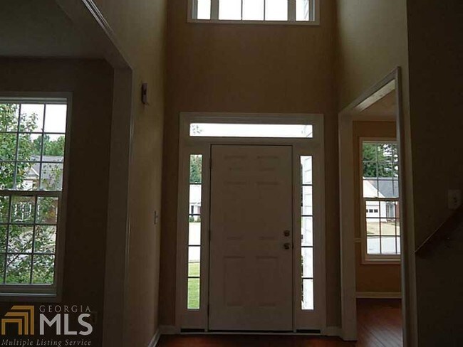 Building Photo - 4210 Chatham View Dr