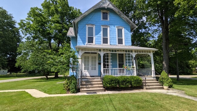 Building Photo - 356 W Lorain St