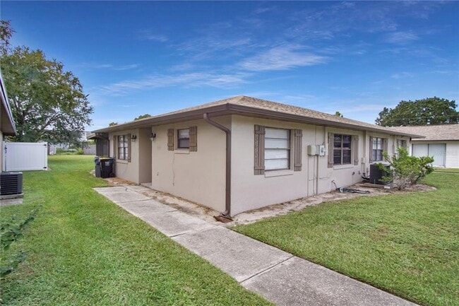 Building Photo - 5607 Struthers Ct