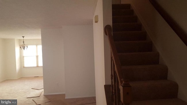 Building Photo - 2 Sylvan Oak Way