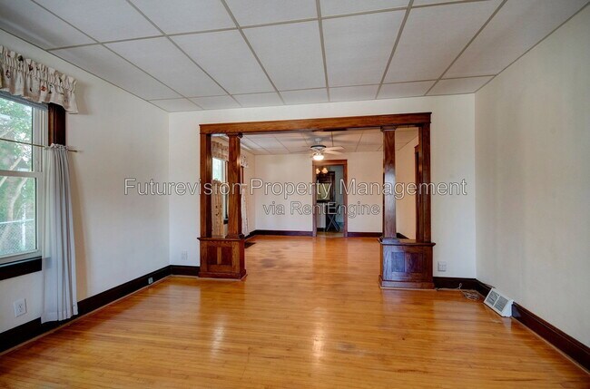 Foto del edificio - 1105 Summit St
