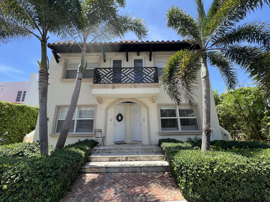 Primary Photo - 252 Oleander Ave
