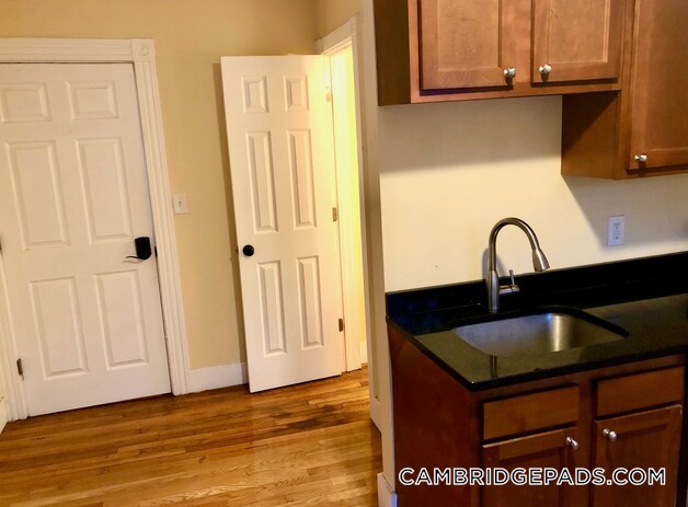 Building Photo - 5-7 Blake St.