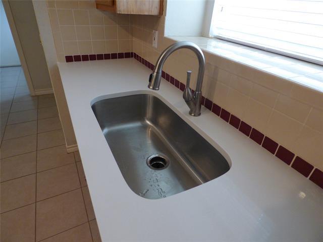 Foto del edificio - 2517 Timber Ridge Ln