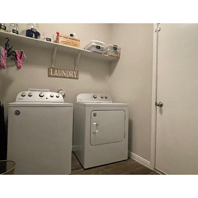 Laundry room and pantry - 101 Naset Dr