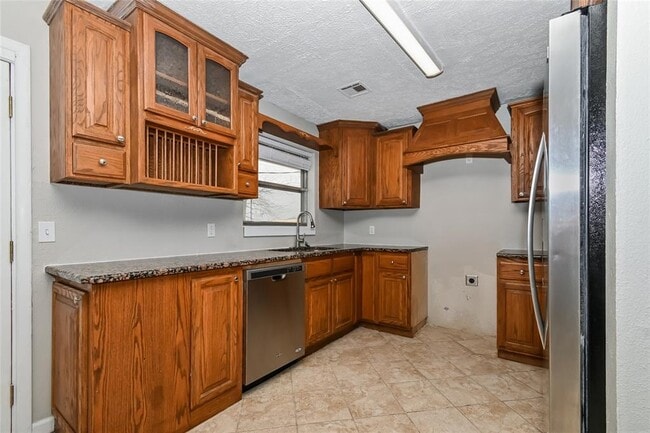 Building Photo - 6813 NW 29th St