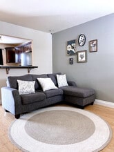 Building Photo - 243 W 13th Ave