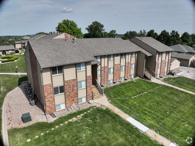 Exterior 3D - Fox Run Apartments