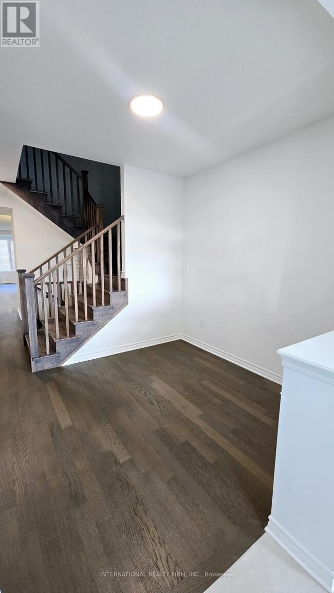 Building Photo - 3163 Meadowridge Dr