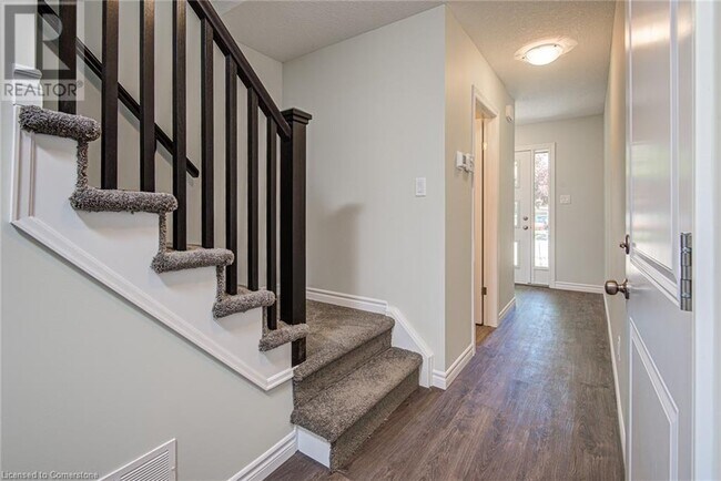 Building Photo - 93 Highman Ave
