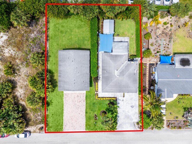 Foto del edificio - 3475 Harbor Rd N