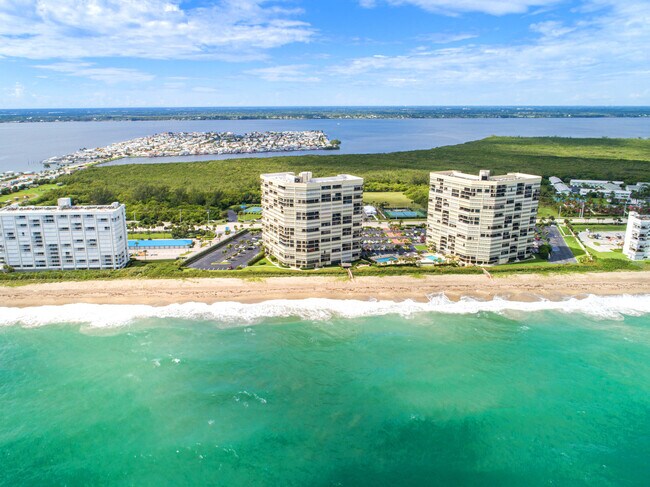 Foto del edificio - 9550 S Ocean Dr