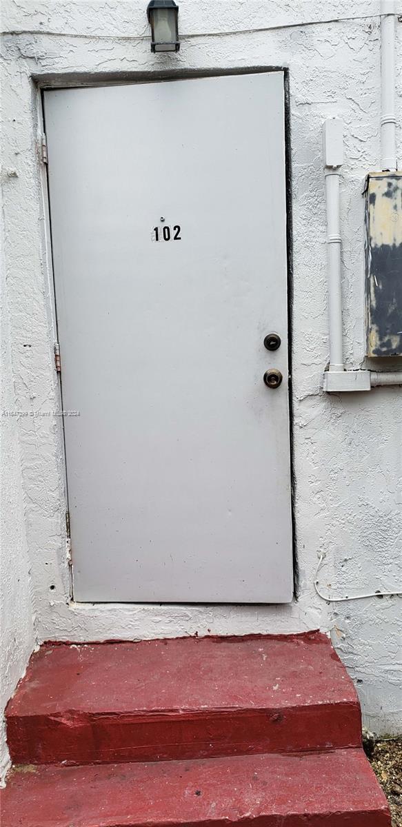 Foto del edificio - 1008 N 18th Ct