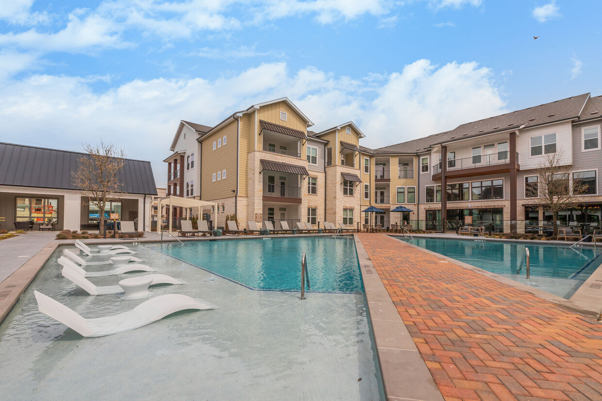 Atlas Crown - Apartments in Garland, TX | Apartments.com