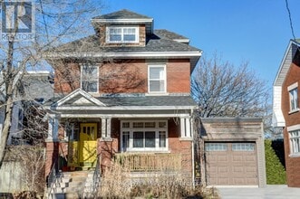 Building Photo - 995 Gladstone Ave
