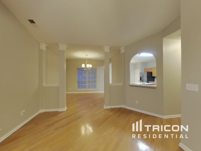 Foto del edificio - 13503 Ardry End Ln