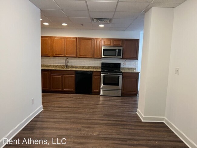 Foto del edificio - 1 br, 1 bath House - 247 East Washington S...