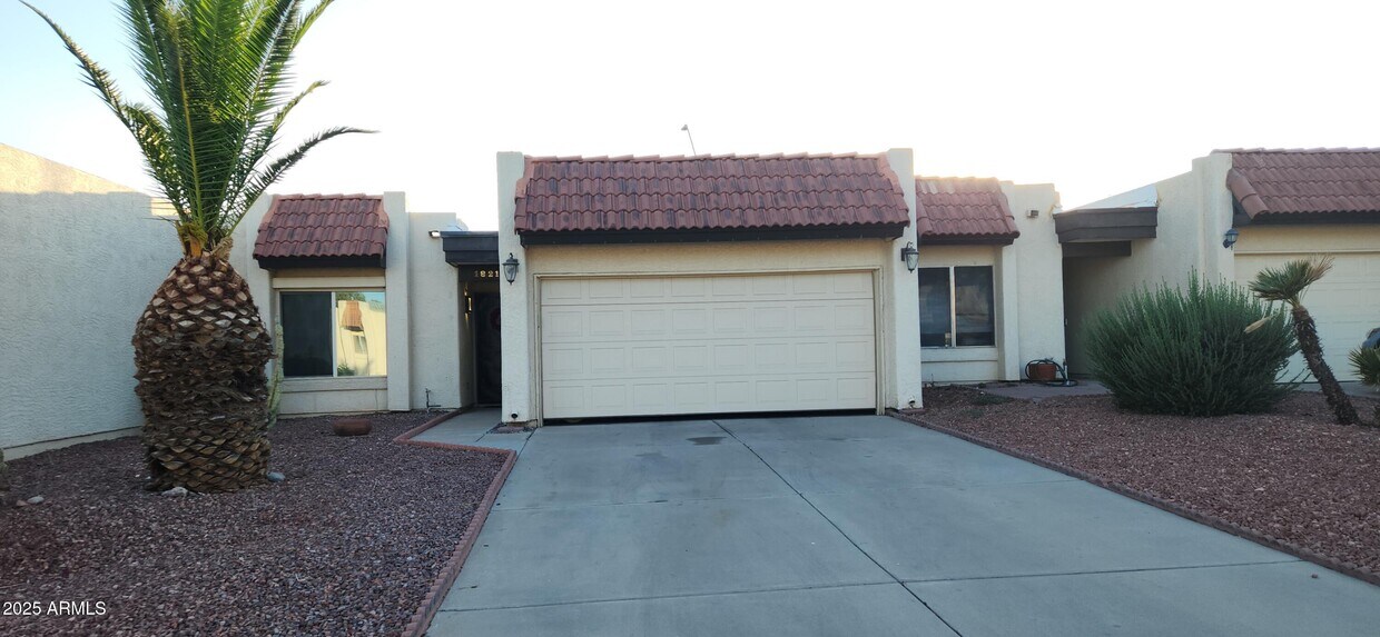 Primary Photo - 18216 N 24th Pl