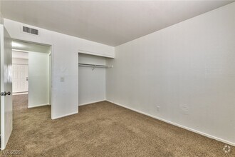 Building Photo - 1810 Bartoli Dr