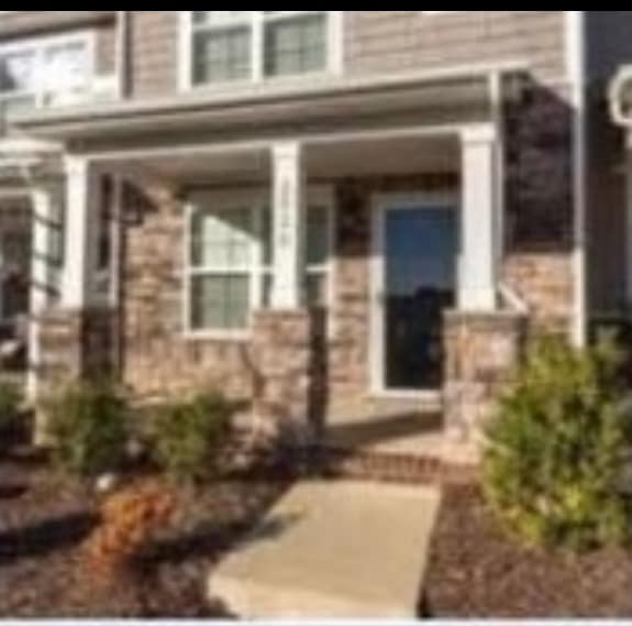 Foto del edificio - 2026 Hickory Brook Drive