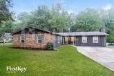 Primary Photo - 3201 Bryant Ln