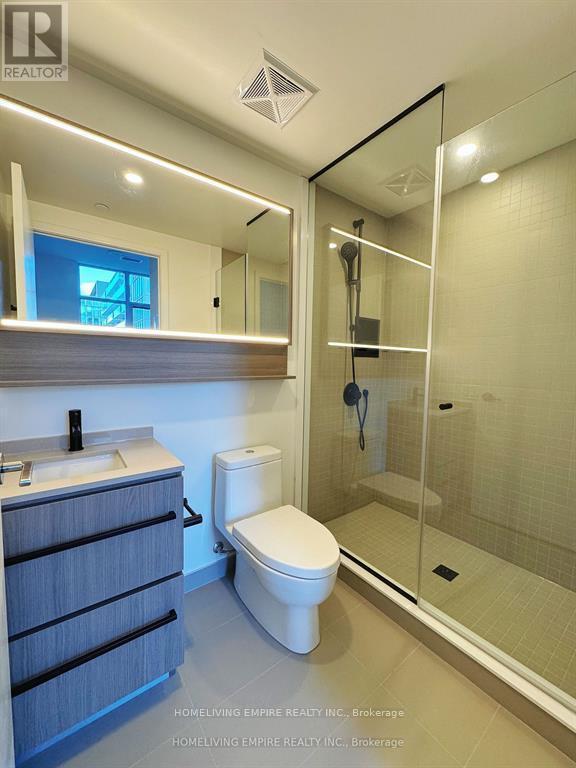 Building Photo - 425 Front St E