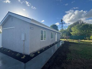 Building Photo - 4818 Beverly Ct