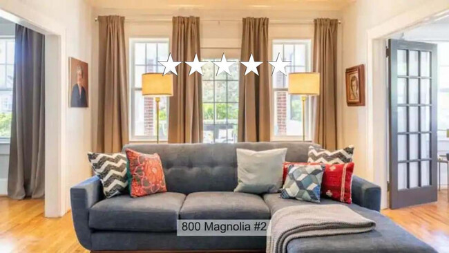 Foto del edificio - 800 Magnolia Ave