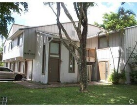 Building Photo - 5814 NW 21st St