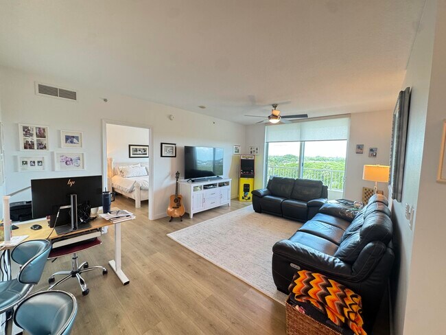 Foto del edificio - 700 E Boynton Beach Blvd