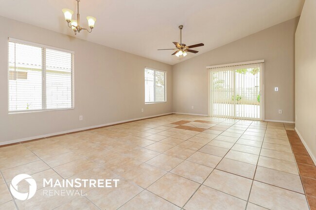 Foto del edificio - 7721 W Rancho Dr