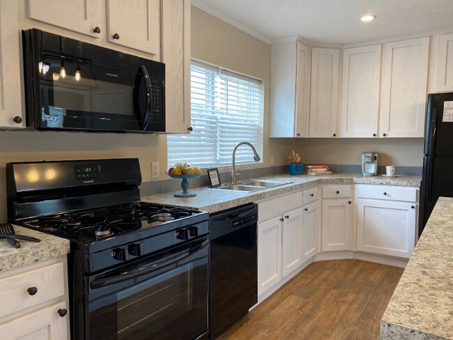 Foto del edificio - 1607 Prairie Ct