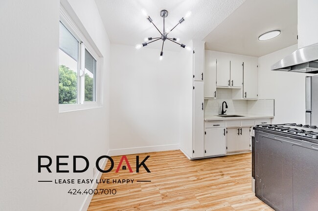 Foto del edificio - 252 W Elm Ave
