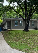 Building Photo - 308 Nelson Rd