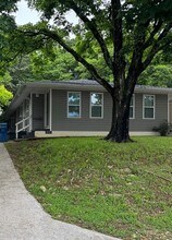 Building Photo - 308 Nelson Rd