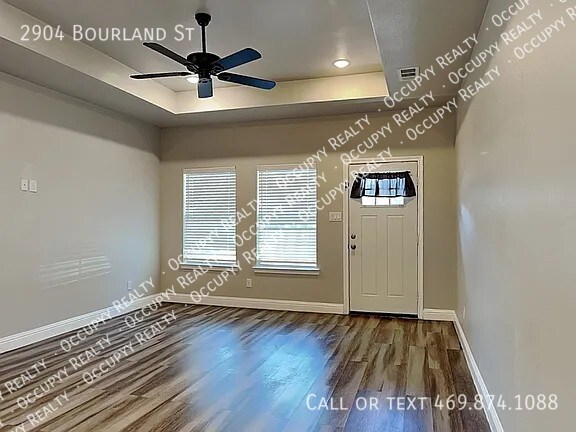 Building Photo - 2904 Bourland St