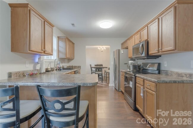 Foto del edificio - 223 Stockbridge Dr