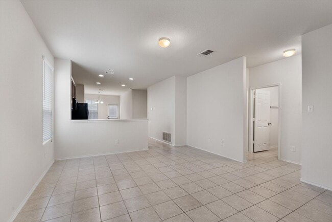 Foto del edificio - Beautiful 3-Bedroom Home For Rent in Sunfield of Buda