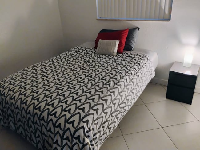 Photo - 13139 SW 4th St House