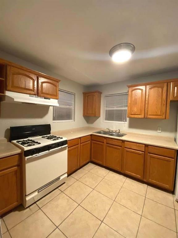 Foto del edificio - 5606 Robertson St