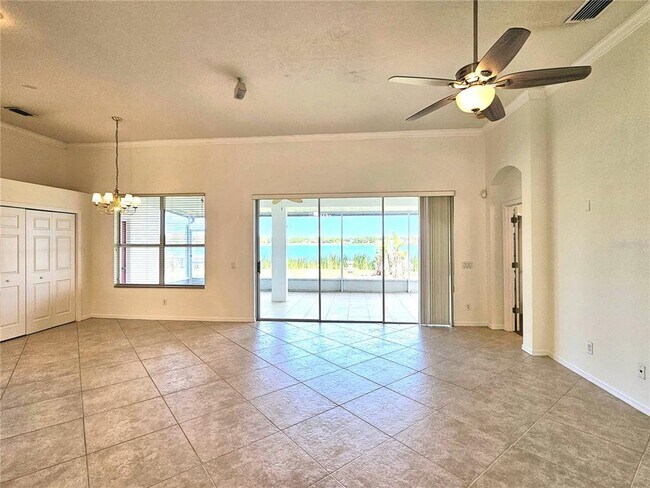 Foto del edificio - 7209 Colonial Lake Dr