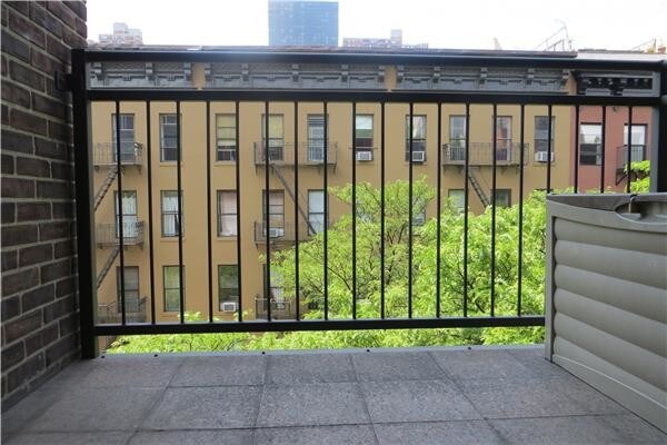 Foto del edificio - 447 West 47th Street