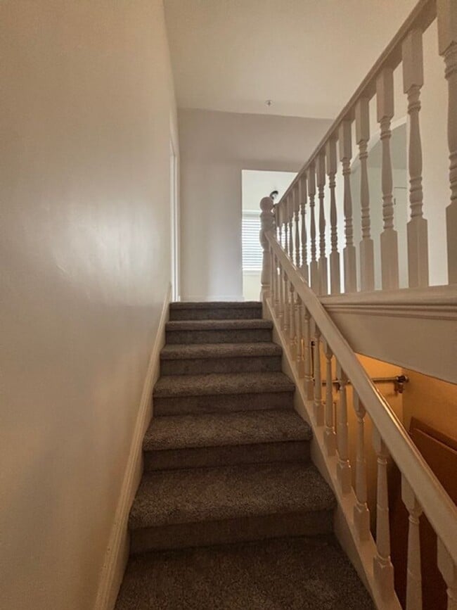 Foto del edificio - 2 Bedroom 1 Bath Apt in Newberg